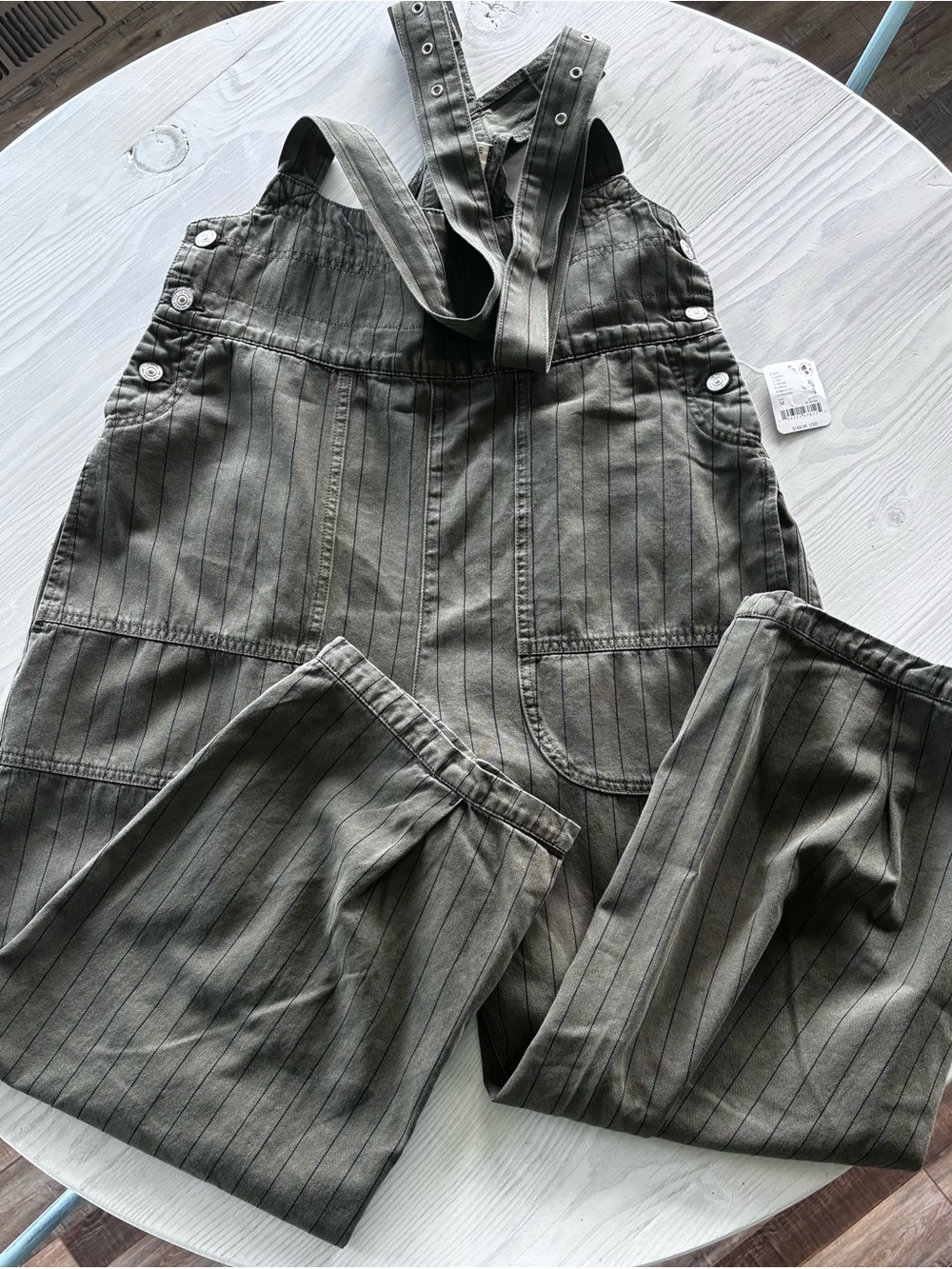We The Free Felix Striped Overalls Size Medium NWT - Picture 5 of 7